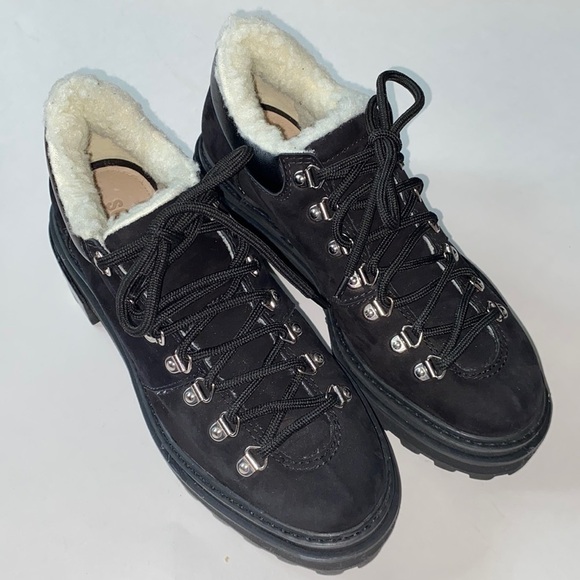 Schutz‎ Lucille boots Faux Shearling Lined Platform lug black NEW 8 - Picture 2 of 6